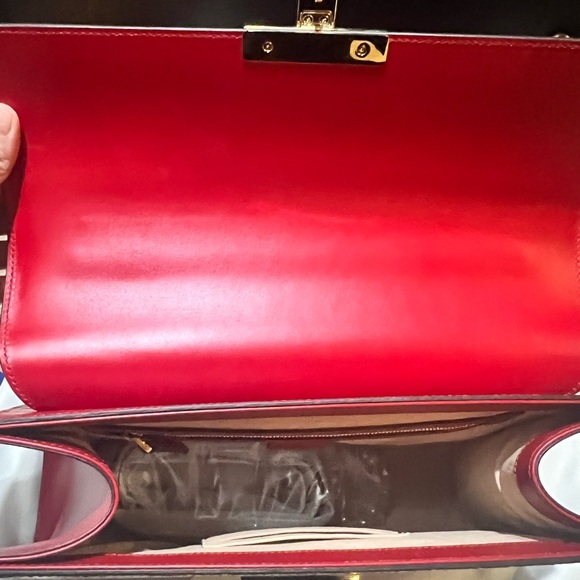 Guccissima Signature Medium Padlock Top Handle Bag Hibiscus Red. BRAND NEW - Picture 4 of 12